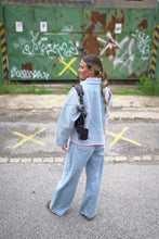 Lade das Bild in den Galerie-Viewer, Kurze Kantha-Jacke