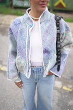 Lade das Bild in den Galerie-Viewer, Kurze Kantha-Jacke