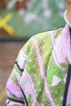 Lade das Bild in den Galerie-Viewer, Kurze Kantha-Jacke
