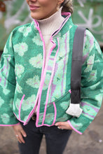 Načíst obrázek do prohlížeče Galerie, Bunda Kantha Short