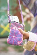 Načíst obrázek do prohlížeče Galerie, Kantha Phone case