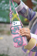 Načíst obrázek do prohlížeče Galerie, Kantha Phone case