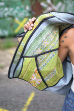 Načíst obrázek do prohlížeče Galerie, Bunda Kantha Short
