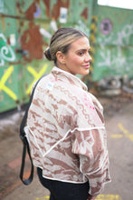 Lade das Bild in den Galerie-Viewer, Kurze Kantha-Jacke