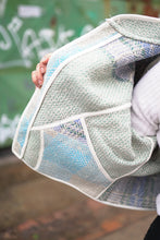 Lade das Bild in den Galerie-Viewer, Kurze Kantha-Jacke