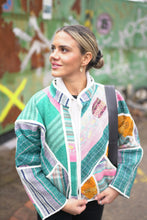 Načíst obrázek do prohlížeče Galerie, Bunda Kantha Short