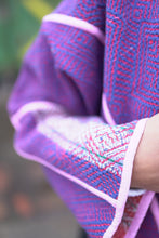 Lade das Bild in den Galerie-Viewer, Kurze Kantha-Jacke