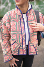 Načíst obrázek do prohlížeče Galerie, Bunda Kantha Short