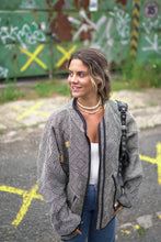 Lade das Bild in den Galerie-Viewer, Lange Kantha-Jacke