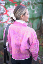 Načíst obrázek do prohlížeče Galerie, Bunda Kantha Short