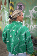 Načíst obrázek do prohlížeče Galerie, Bunda Kantha Short