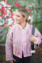 Načíst obrázek do prohlížeče Galerie, Bunda Kantha Short