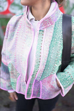 Načíst obrázek do prohlížeče Galerie, Bunda Kantha Short