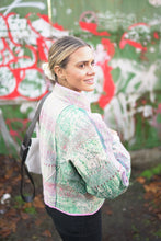 Načíst obrázek do prohlížeče Galerie, Bunda Kantha Short