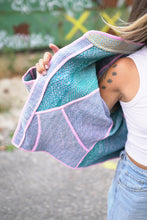 Načíst obrázek do prohlížeče Galerie, Bunda Kantha Short