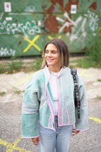 Načíst obrázek do prohlížeče Galerie, Bunda Kantha Short