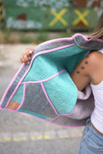 Načíst obrázek do prohlížeče Galerie, Bunda Kantha Short