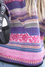 Načíst obrázek do prohlížeče Galerie, Bunda Kantha Short