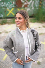 Načíst obrázek do prohlížeče Galerie, Bunda Kantha Short