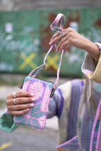 Načíst obrázek do prohlížeče Galerie, Kantha Phone case