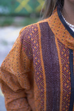 Lade das Bild in den Galerie-Viewer, Lange Kantha-Jacke