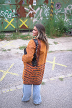Lade das Bild in den Galerie-Viewer, Lange Kantha-Jacke