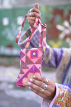 Načíst obrázek do prohlížeče Galerie, Kantha Phone case