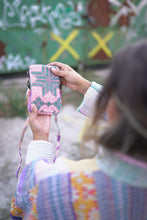 Načíst obrázek do prohlížeče Galerie, Kantha Phone case