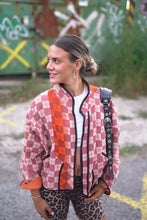 Lade das Bild in den Galerie-Viewer, Kurze Kantha-Jacke