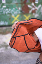 Lade das Bild in den Galerie-Viewer, Kurze Kantha-Jacke