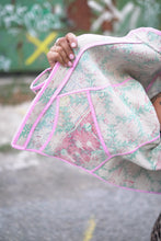 Lade das Bild in den Galerie-Viewer, Kurze Kantha-Jacke