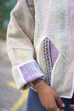 Lade das Bild in den Galerie-Viewer, Kurze Kantha-Jacke