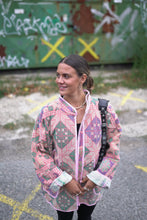 Lade das Bild in den Galerie-Viewer, Lange Kantha-Jacke