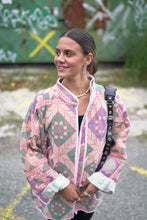Lade das Bild in den Galerie-Viewer, Lange Kantha-Jacke