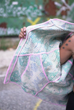 Lade das Bild in den Galerie-Viewer, Lange Kantha-Jacke