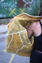 Načíst obrázek do prohlížeče Galerie, Bunda Kantha Long