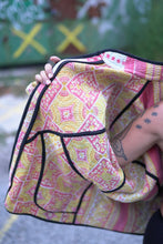 Lade das Bild in den Galerie-Viewer, Lange Kantha-Jacke