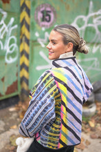 Načíst obrázek do prohlížeče Galerie, Bunda Kantha Short