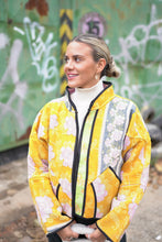 Načíst obrázek do prohlížeče Galerie, Bunda Kantha Short