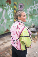 Načíst obrázek do prohlížeče Galerie, Bunda Kantha Short