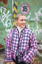 Načíst obrázek do prohlížeče Galerie, Bunda Kantha Short