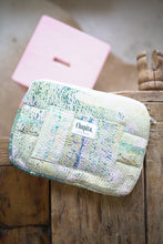 Načíst obrázek do prohlížeče Galerie, Kantha Laptop obal MacBook Air / Pro 13" - 14"