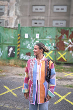 Lade das Bild in den Galerie-Viewer, Lange Kantha-Jacke