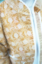 Načíst obrázek do prohlížeče Galerie, Bunda Kantha Short