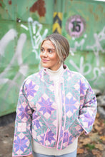 Načíst obrázek do prohlížeče Galerie, Bunda Kantha Short