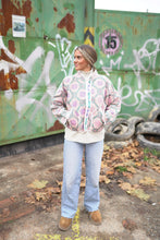 Načíst obrázek do prohlížeče Galerie, Bunda Kantha Short