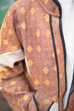Lade das Bild in den Galerie-Viewer, Lange Kantha-Jacke