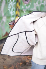 Lade das Bild in den Galerie-Viewer, Lange Kantha-Jacke