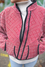 Lade das Bild in den Galerie-Viewer, Kurze Kantha-Jacke