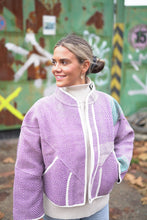 Lade das Bild in den Galerie-Viewer, Kurze Kantha-Jacke